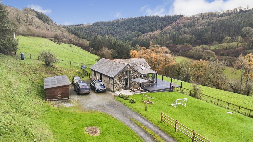Accommodation Comprises;
