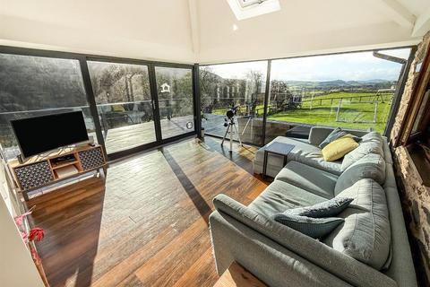 4 bedroom detached house for sale, Rhydycroesau
