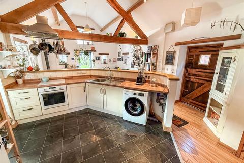 4 bedroom detached house for sale, Rhydycroesau