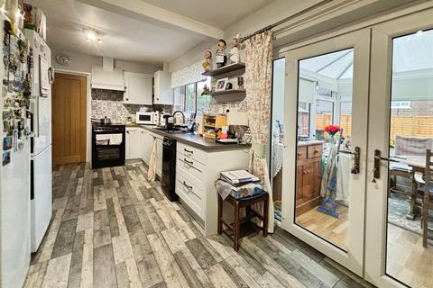 undefined, Reevy Road West, Bradford BD6