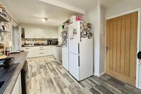 undefined, Reevy Road West, Bradford BD6