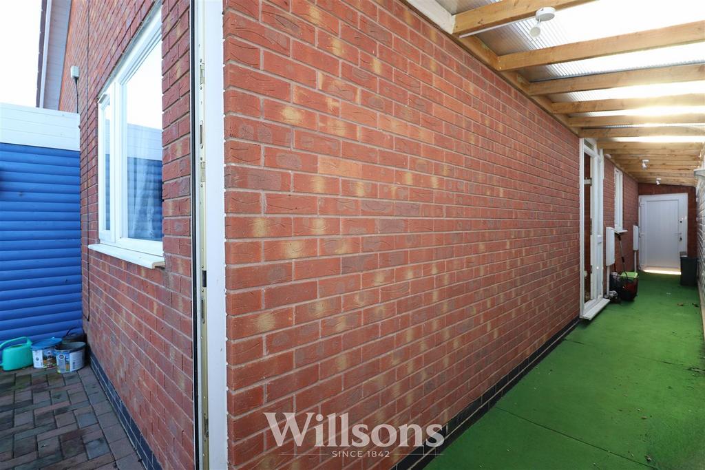 Covered Side Passage