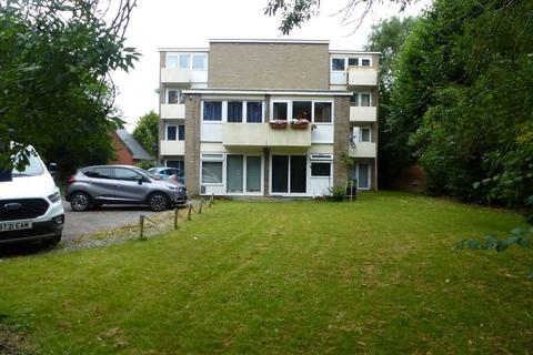 undefined, Crescent Court, Crescent Road