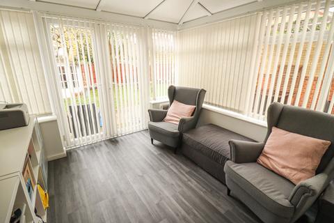 undefined, Douglas Close, Chafford Hundred RM16