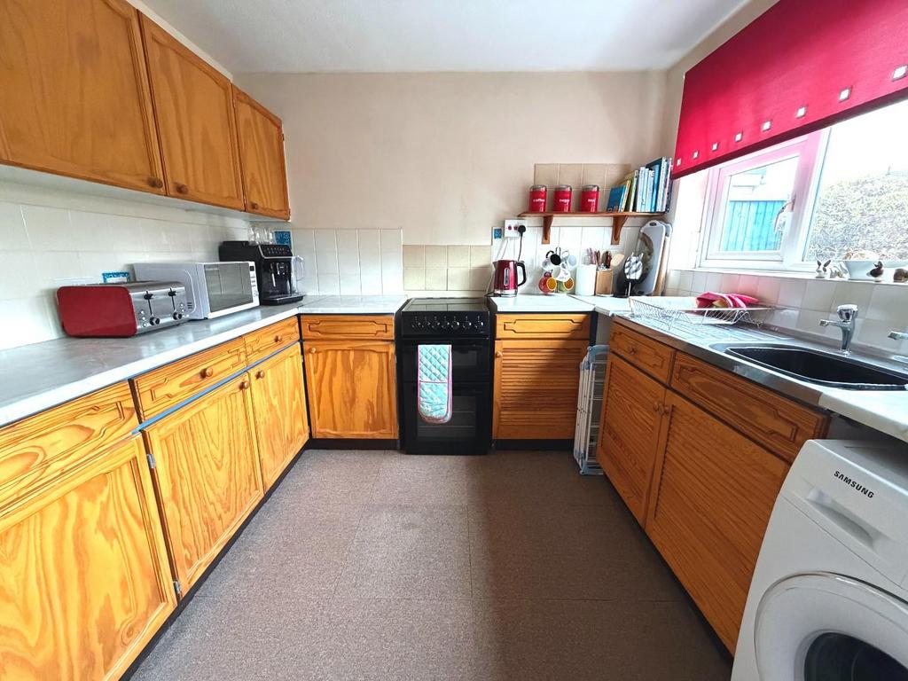 Kitchen.JPG