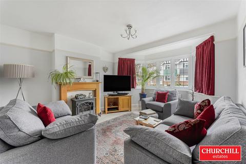 3 bedroom semi-detached house for sale, Colvin Gardens, Wanstead