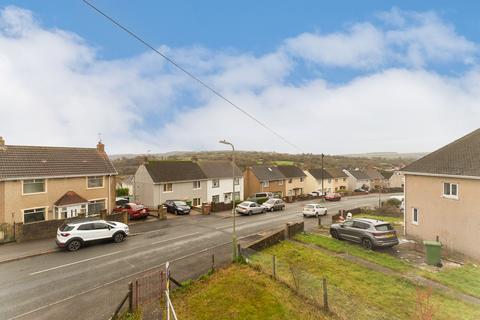 3 bedroom semi-detached house for sale, Rushmere Road, Pontllanfraith, NP12