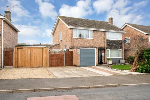 5 bedroom detached house for sale, Balmoral Road, Oakham