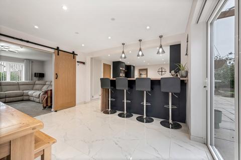 5 bedroom detached house for sale, Balmoral Road, Oakham
