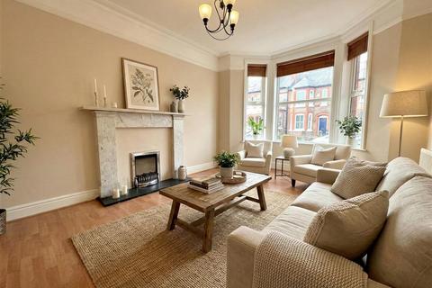 4 bedroom semi-detached house for sale, Ashfield Road, Altrincham