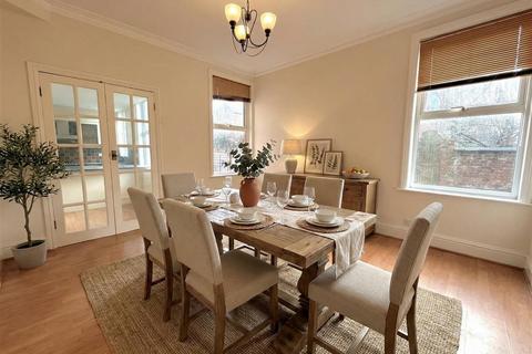 4 bedroom semi-detached house for sale, Ashfield Road, Altrincham