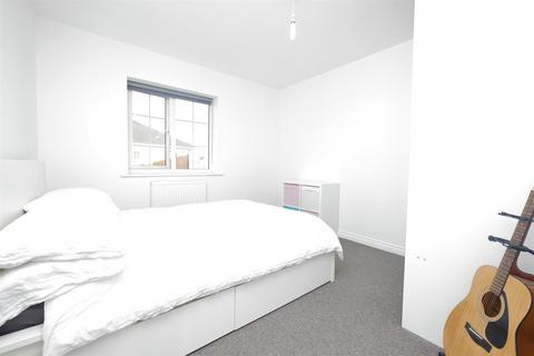 undefined, Scots Pine Way, Didcot OX11