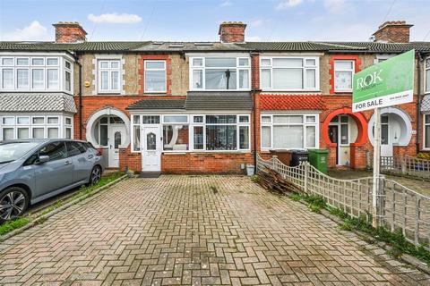 4 bedroom terraced house for sale, Chatsworth Avenue, Portsmouth