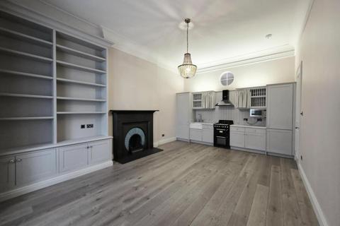 undefined, Sussex Gardens, Paddington, London, W2