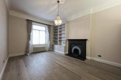 undefined, Sussex Gardens, Paddington, London, W2