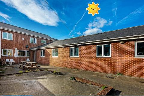 7 bedroom terraced house to rent, Rosedale Road (7), Sheffield S11