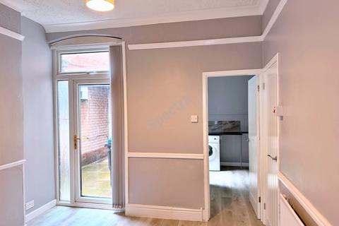 1 bedroom flat to rent, Oxford Road, Acocks Green, B27