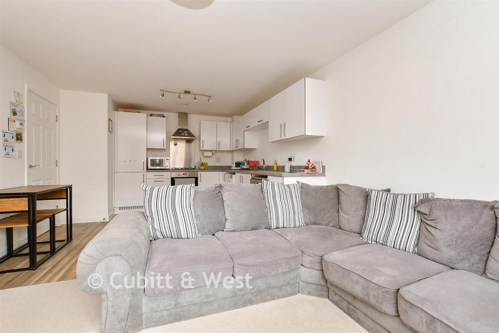 Kitchen/Living Room