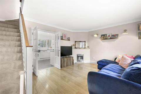 undefined, Charles Street, Epping
