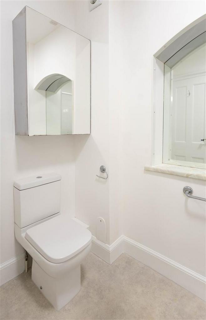 Bedroom4 .jpg