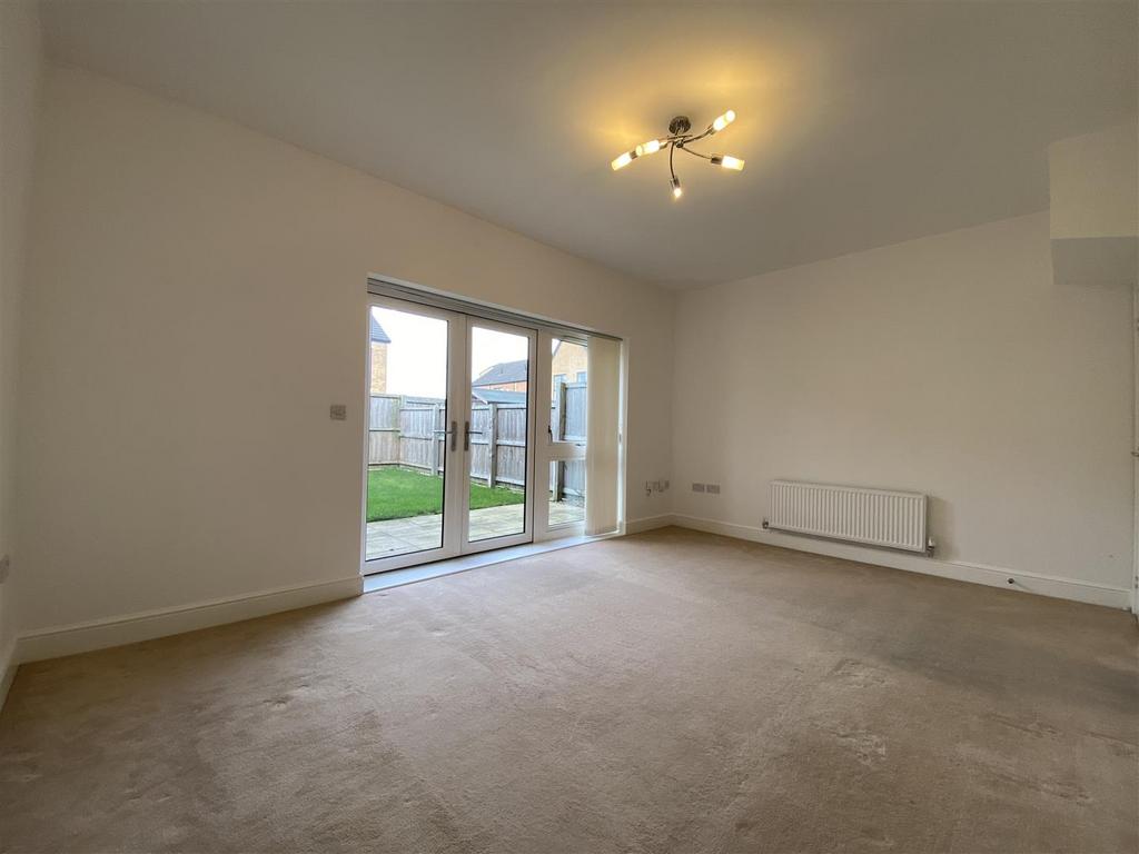 2 B9 DD360-B4 C6-4 C60-BF91-54 C8 CD7 EB13 C.jpeg