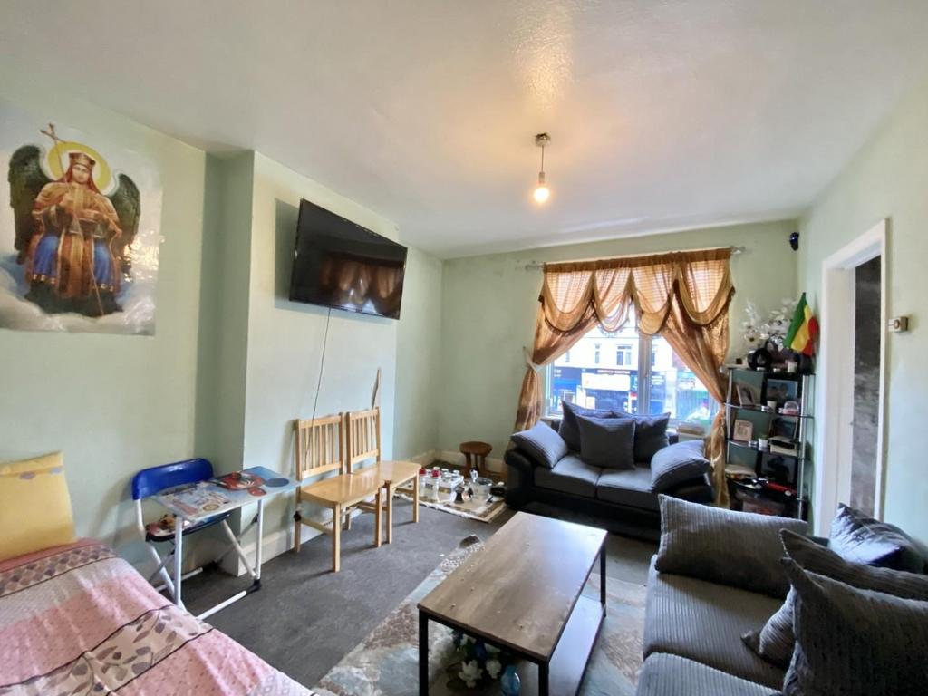 Thumbnail IMG 7942.jpg