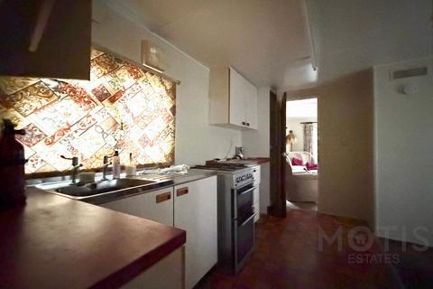 undefined, Burmarsh Road, Hythe, CT21