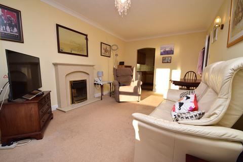 1 bedroom apartment for sale, Larchwood, Cheadle