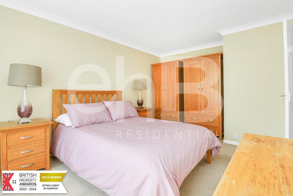 Bl Jb Oe RUFUu33 Nx Cbl Wn Jg.jpg