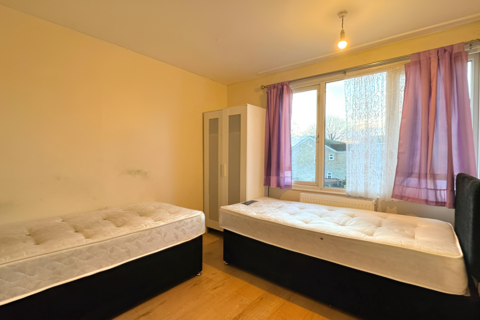 3 bedroom terraced house for sale, Wexham Road, Slough, Berkshire, SL2