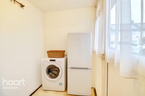 undefined, Theydon Crescent, Basildon *virtually staged*
