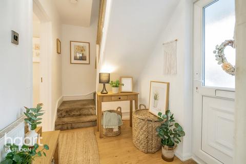 undefined, Theydon Crescent, Basildon *virtually staged*