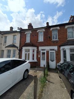 undefined, Kingsley Road , TW3 4AD