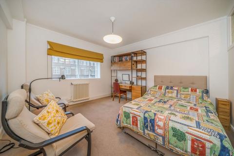 undefined, Woburn Place, London WC1H