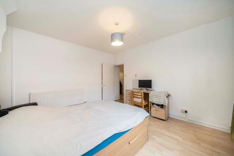 3 bedroom flat for sale, Chalton Street, London NW1
