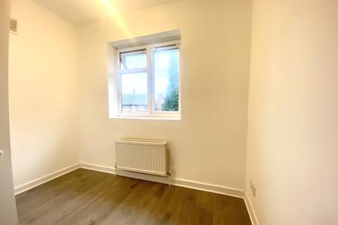 undefined, Darwin Drive, Southall UB1
