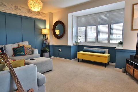 undefined, Snowdrop Close, Walton Cardiff, Tewkesbury