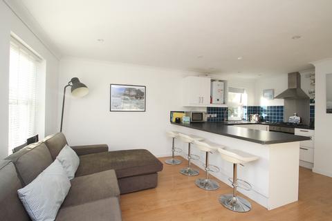 undefined, Hamble, SO31