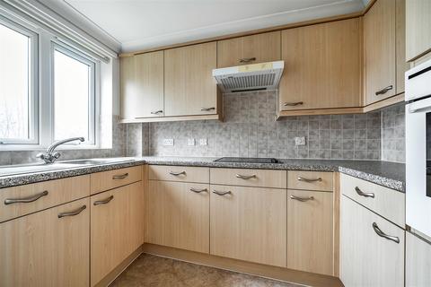 1 bedroom apartment for sale, St Johns Court, Tavistock