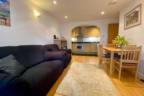 2 bedroom apartment to rent, Platinum House, Harrow HA1 2EX