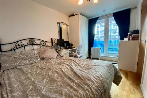 2 bedroom apartment to rent, Platinum House, Harrow HA1 2EX