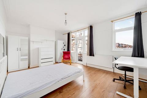 undefined, Airedale Road, W5