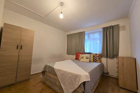 undefined, St. Ann's Road, London N15