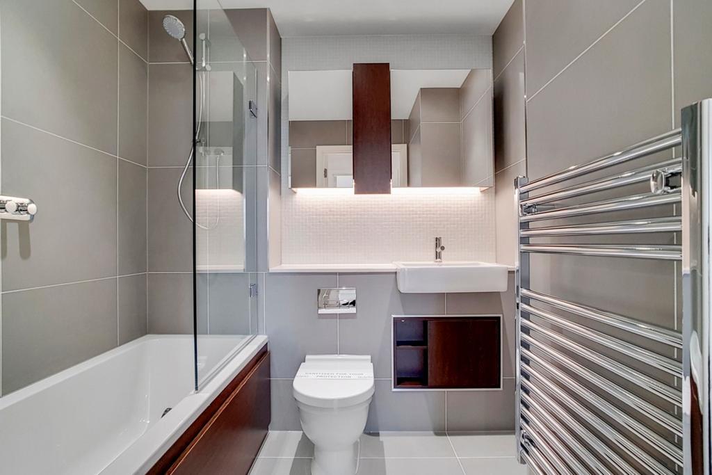 13 Bathroom 8