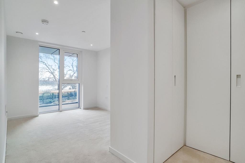 8 Master Bedroom 5