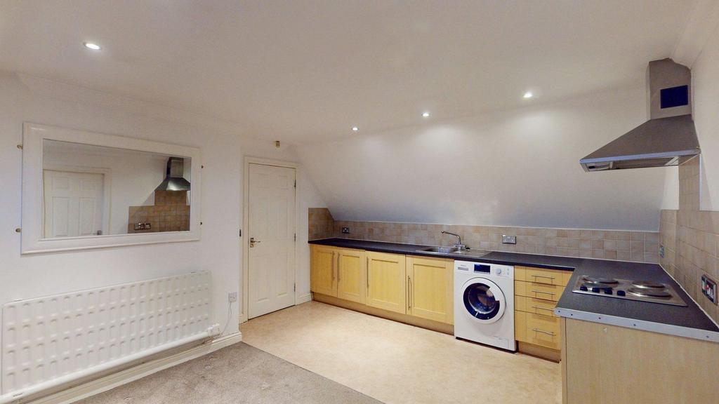 Kitchen / Lounge