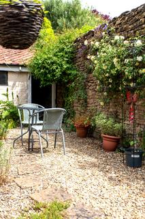 3 bedroom terraced house to rent, North Street, Norton Saint Philip, BA2