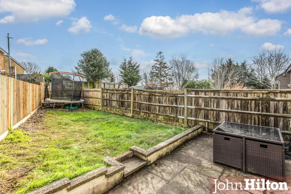 Sandhurst Avenue8.jpg