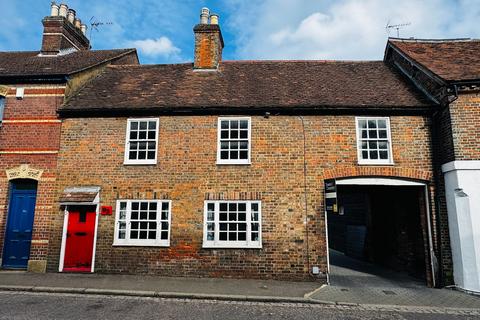High Street, Markyate, AL3
