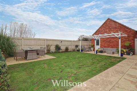 4 bedroom detached house for sale, Dales Avenue, Mablethorpe